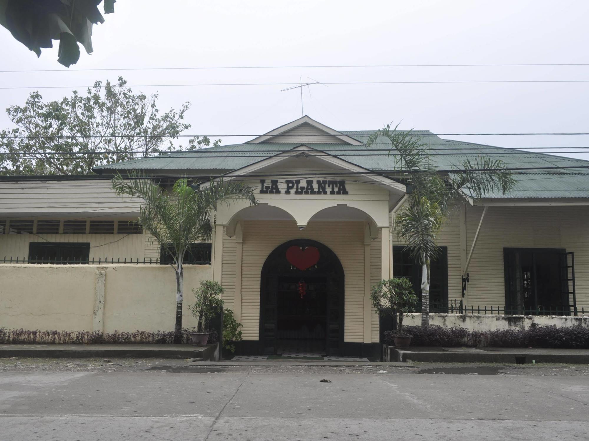 La Planta Hotel And Restaurant, Inc. Bais Exterior foto